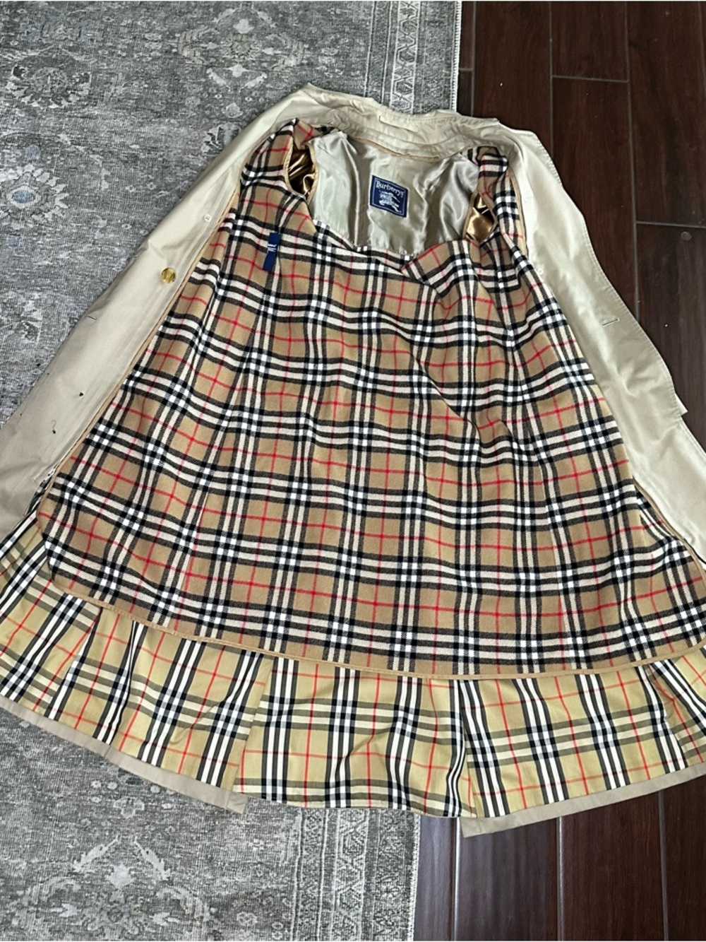 Vintage Burberrys Trench Coat Size 4 XLong Wool Liner Beige Classic Nova Check - Picture 9 of 16